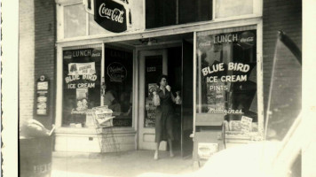 Blue Bird Buffet inside