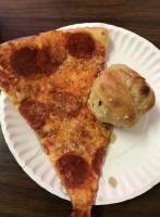 Pavone's Pizza food