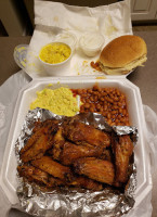 Brooks Barbecue Restaurant food