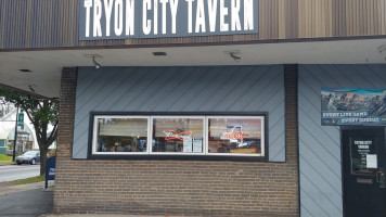 Tryon City Tavern outside