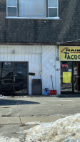 Main Street Tacos outside