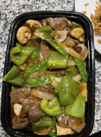 Lc's Asian Kitchen food