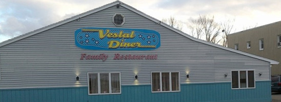 Vestal Diner outside