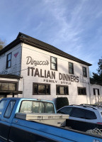 Dinucci's outside