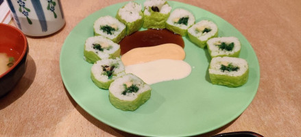 Oko Sushi food