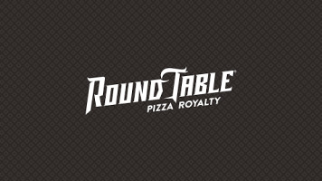 Round Table Pizza inside