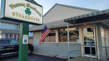 Danny Sheehan's Steak House outside