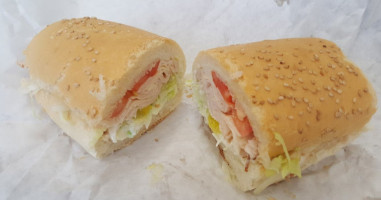 Mello's Subs food