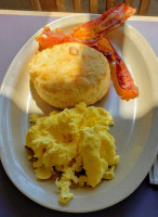 Tudor's Biscuit World inside