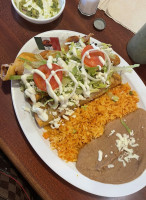 El Pariente Mexican Grill food