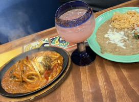 El Pazcifico Mexican Grill Cantina food