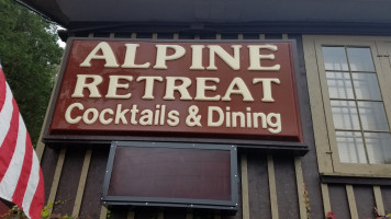 Alpine Retreat food