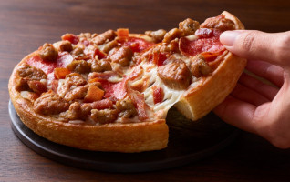 Pizza Hut food