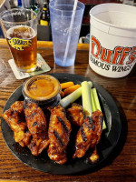 Duff's Famous Wings food