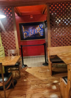 Blues Burger inside