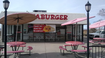 Blake's Lotaburger outside