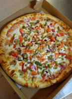 Nina's Pizza food