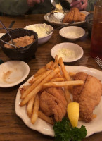 Catfish House food