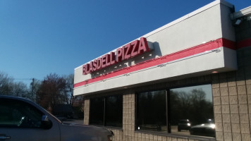 Blasdell Pizza outside