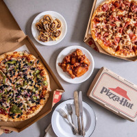 Pizza Hut food