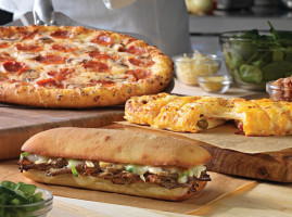 Domino's Pizza food