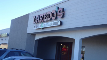 Laredo's Mexican West Madison outside