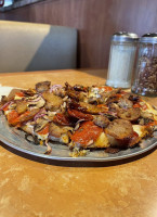 Toppers Pizza food