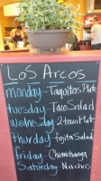 Los Arcos Mexican inside