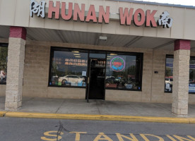 Hunan Wok outside