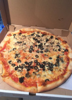 Fini Pizza Amagansett food