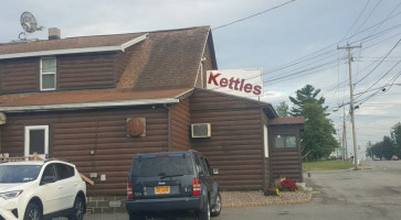 Kettles Korner food