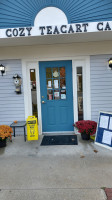 The Cozy Tea Cart outside