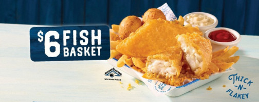 Long John Silver's inside