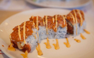 Sushi Umi food