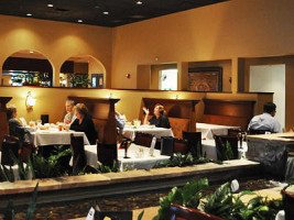 Benvenuto's Italian Grill inside