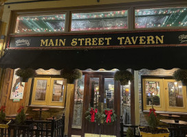 Foster's Main Street Tavern inside