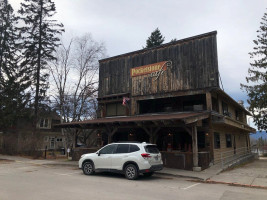 Pocketstone Cafe outside