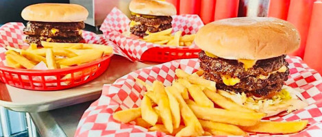 Big Daddy's Burgers food