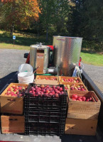 Little Apple Cidery outside