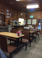 The -b-q Pitt inside