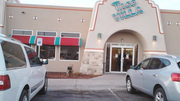 Taco Villa outside