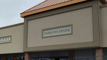 Parsons Diner outside