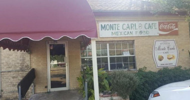 Monte Carlo Cafe outside