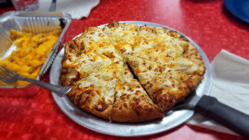 Spinners Pizza food