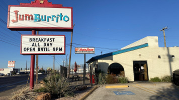 Jumburrito outside