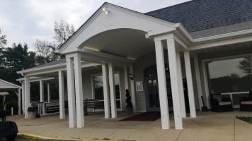 The Clubhouse At Aquia Harbour inside