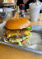 Hopdoddy Burger food