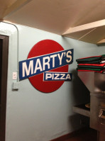 Marty's Pizza food