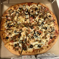 Tumby's Pizza food