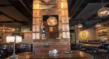 Three Kings Public House South County inside